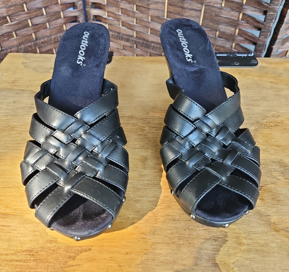 Outwoods Black Woven Mules